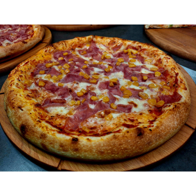 Sonka-kukorica pizza